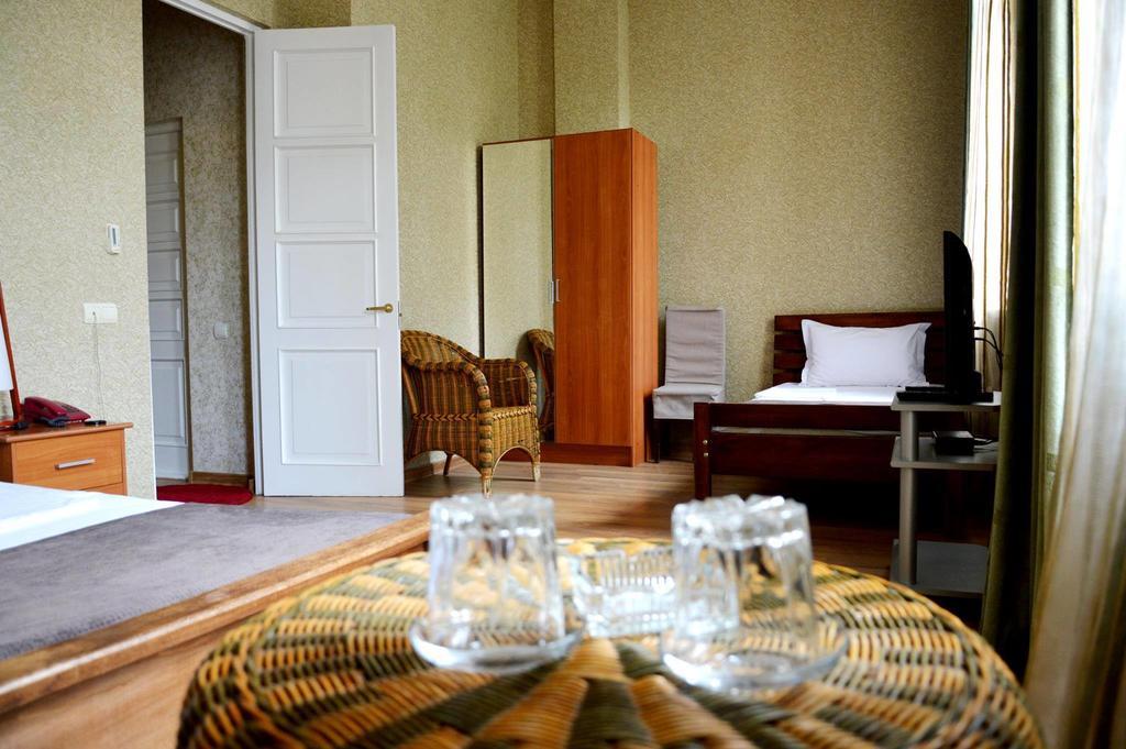 Argo Palace Tbilisi Bilik gambar